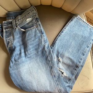 Women’s Levi’s Premium 501 100% Cotton Jeans Size 27
